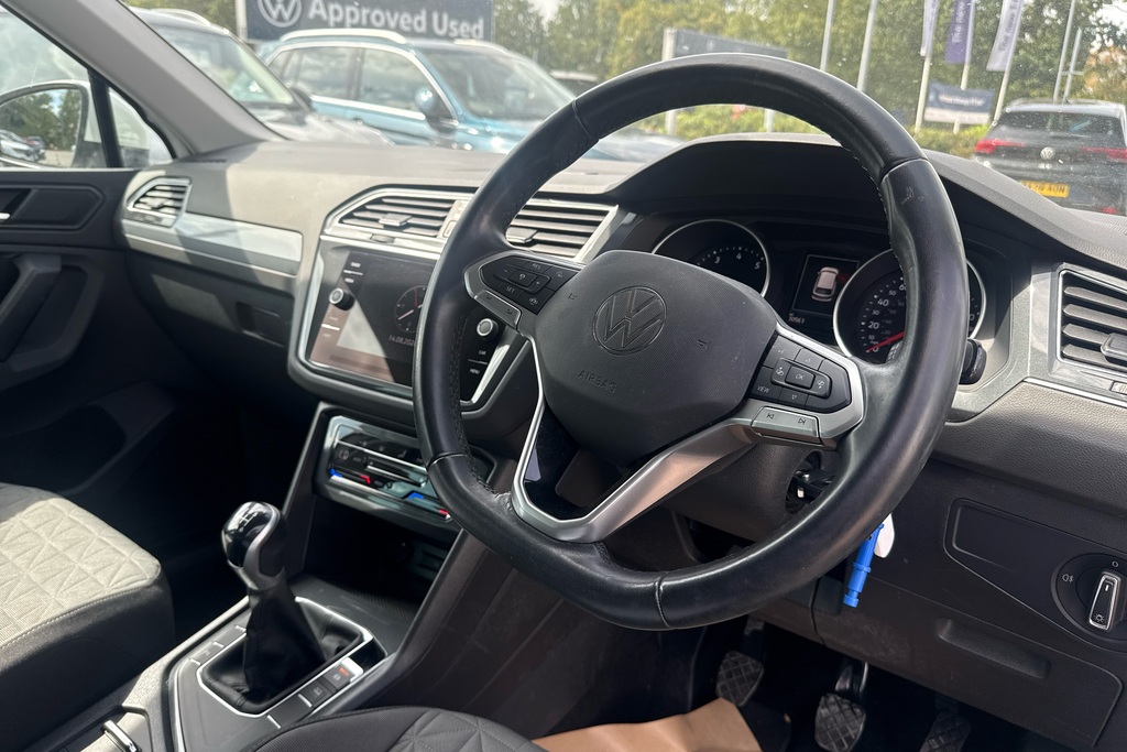 Volkswagen Tiguan 1.5 Tsi Life White #6