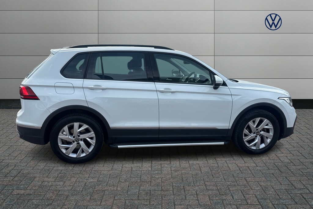 Volkswagen Tiguan 1.5 Tsi Life White #4