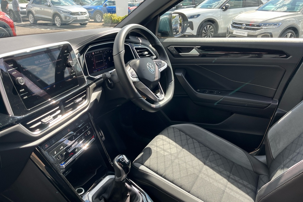 Volkswagen T-Roc 1.5 Tsi R-line GD25LFP Blue #2