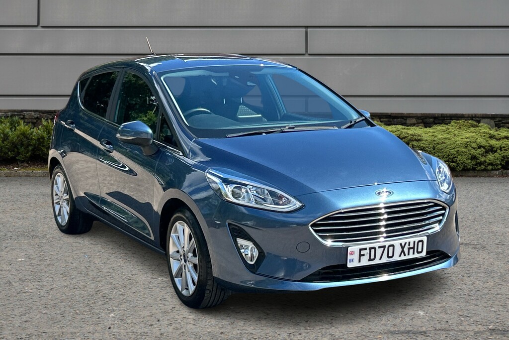 Ford Fiesta Titanium Blue