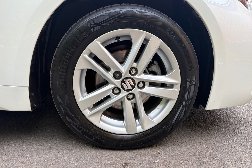 Suzuki Swace Swace Ultra Hybrid White #7