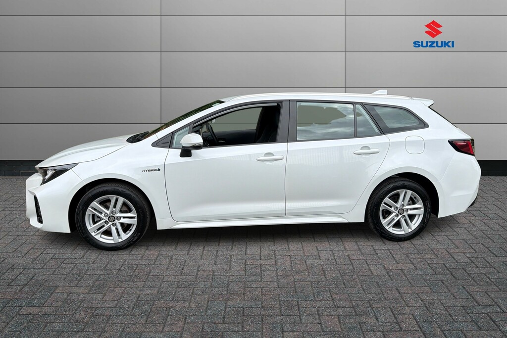 Suzuki Swace Swace Ultra Hybrid White #9
