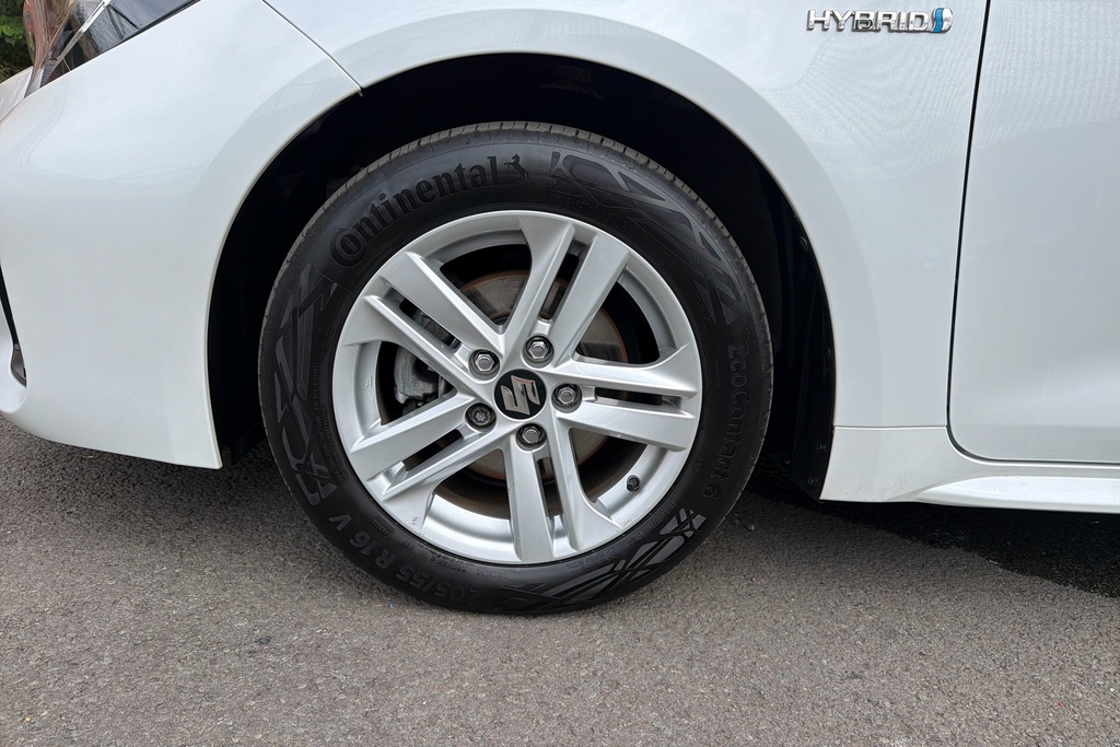 Suzuki Swace Swace Ultra Hybrid White #42