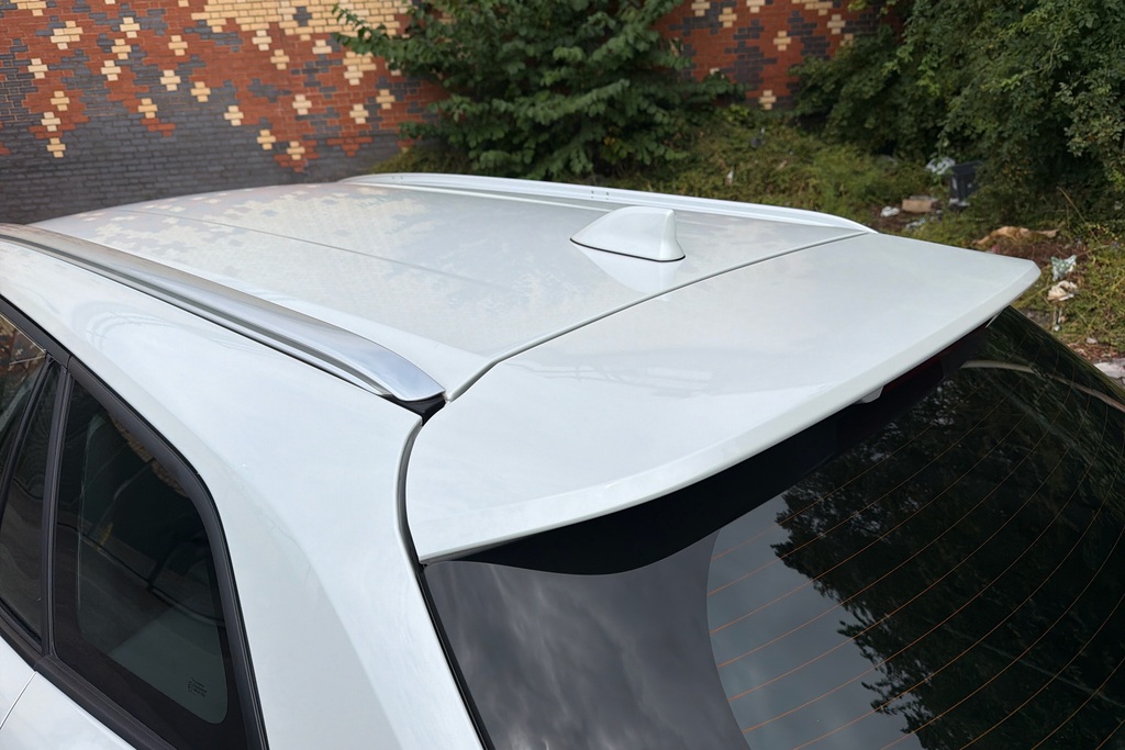 Suzuki Swace Swace Ultra Hybrid White #39