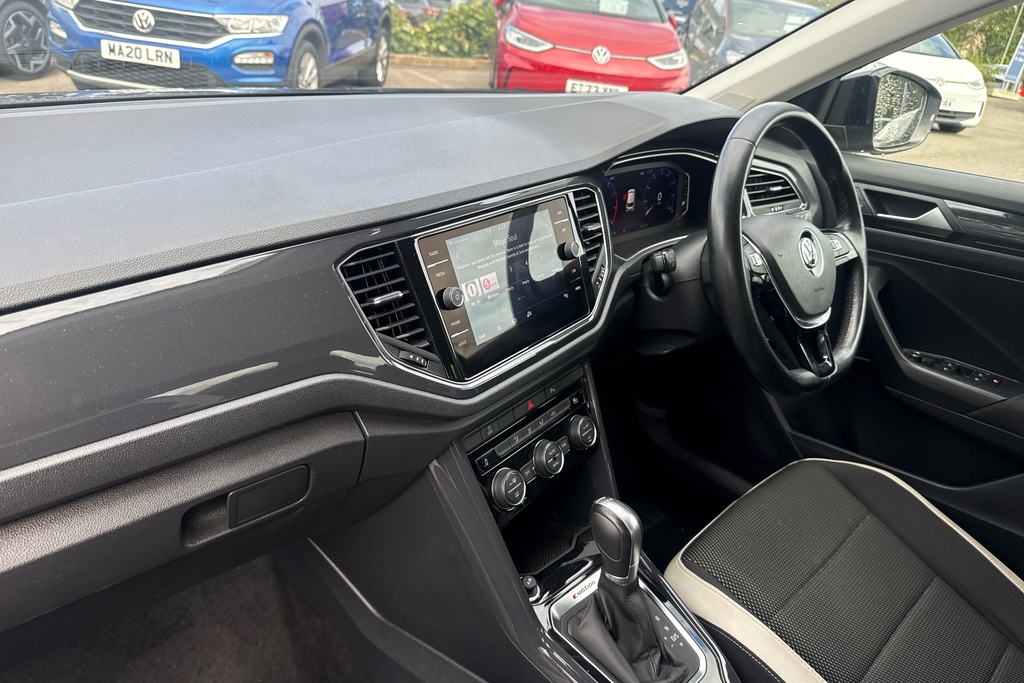 Volkswagen T-Roc 2.0 Tsi 4Motion Sel Dsg Grey #2