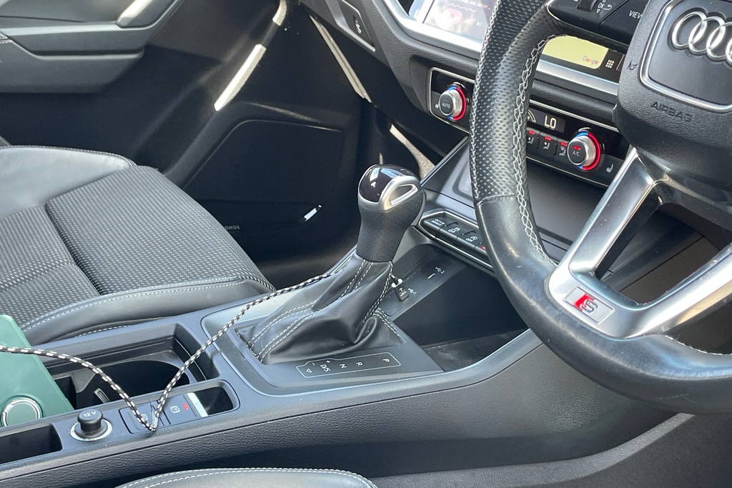 Audi Q3 35 Tfsi Black Edition S Tronic #10