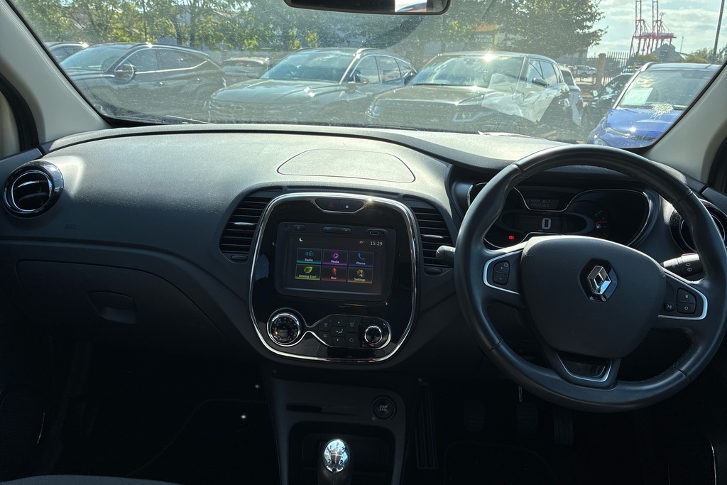 Renault Captur Dynamique S Nav Tce Black #3