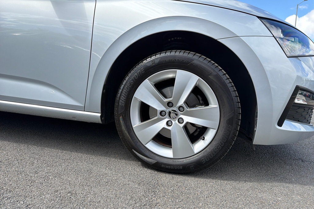 Skoda Scala 1.0 Tsi 110 Se Silver #5