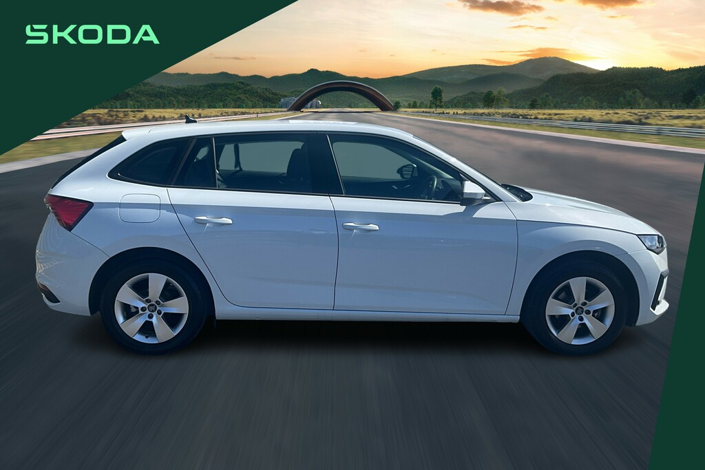 Skoda Scala 1.0 Tsi 116 Se Edition Dsg White #4