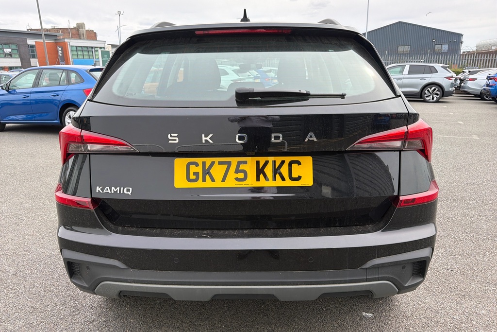 Skoda Kamiq Se Edition White #15