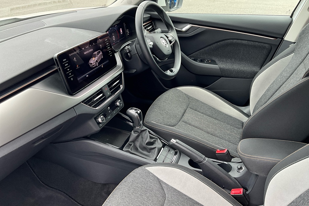 Skoda Kamiq 1.0 Tsi 110 Se L Executive Dsg White #2