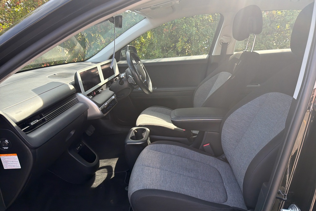 Hyundai Ioniq 5 Premium Black #6