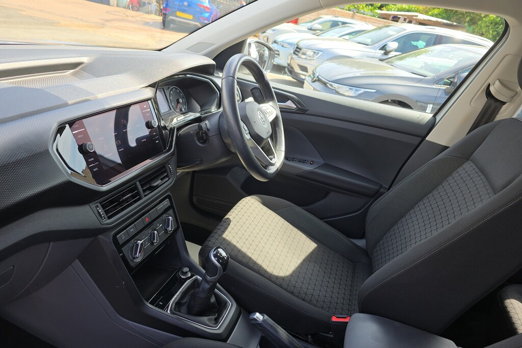 Volkswagen T-Cross 1.0 Tsi 115 Se Silver #2