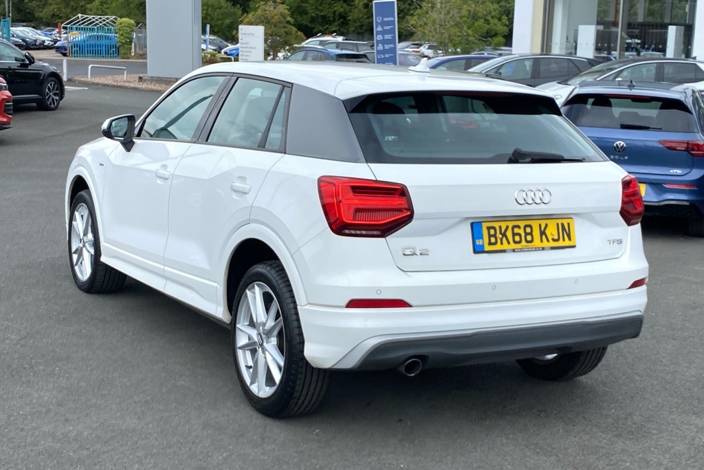 Audi Q2 Tfsi Sport Suv Euro 6 Ss 116 Ps Black #16