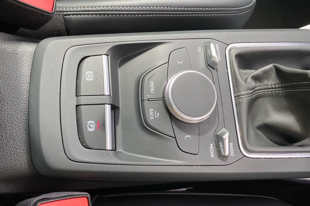 Audi Q2 Tfsi Sport Suv Euro 6 Ss 116 Ps Black #39