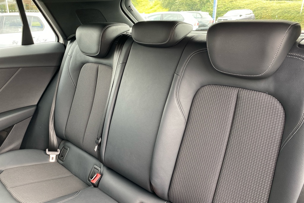 Audi Q2 Tfsi Sport Suv Euro 6 Ss 116 Ps Black #11