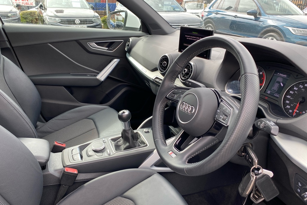 Audi Q2 Tfsi Sport Suv Euro 6 Ss 116 Ps Black #6