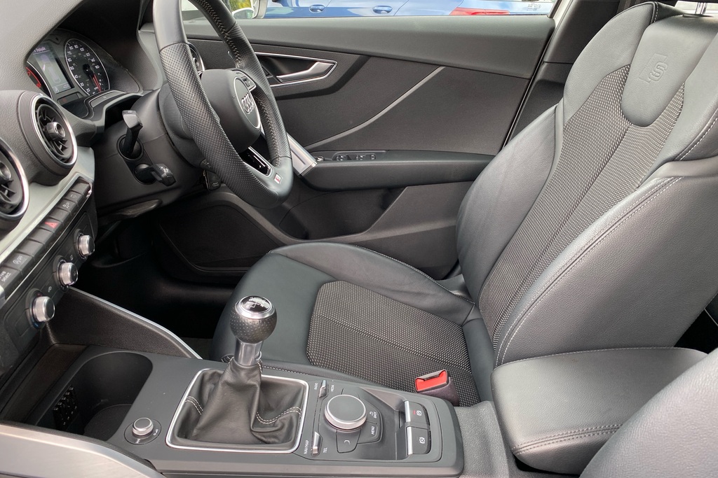 Audi Q2 Tfsi Sport Suv Euro 6 Ss 116 Ps Black #21