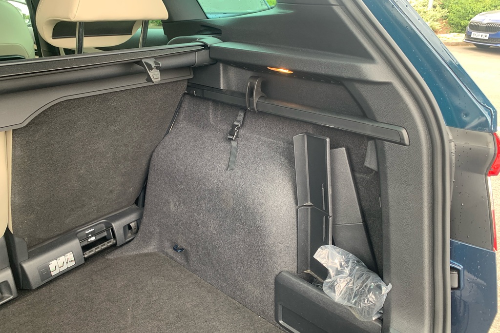 Skoda Karoq 1.5 Tsi Se L Blue #18