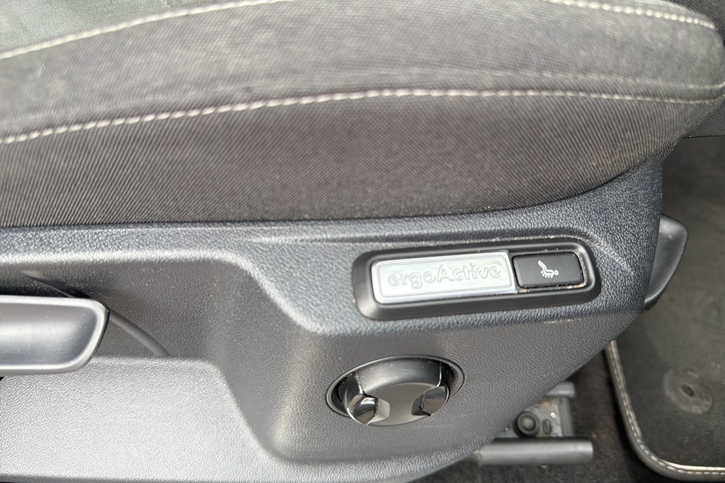 Volkswagen Tiguan Allspace White #37