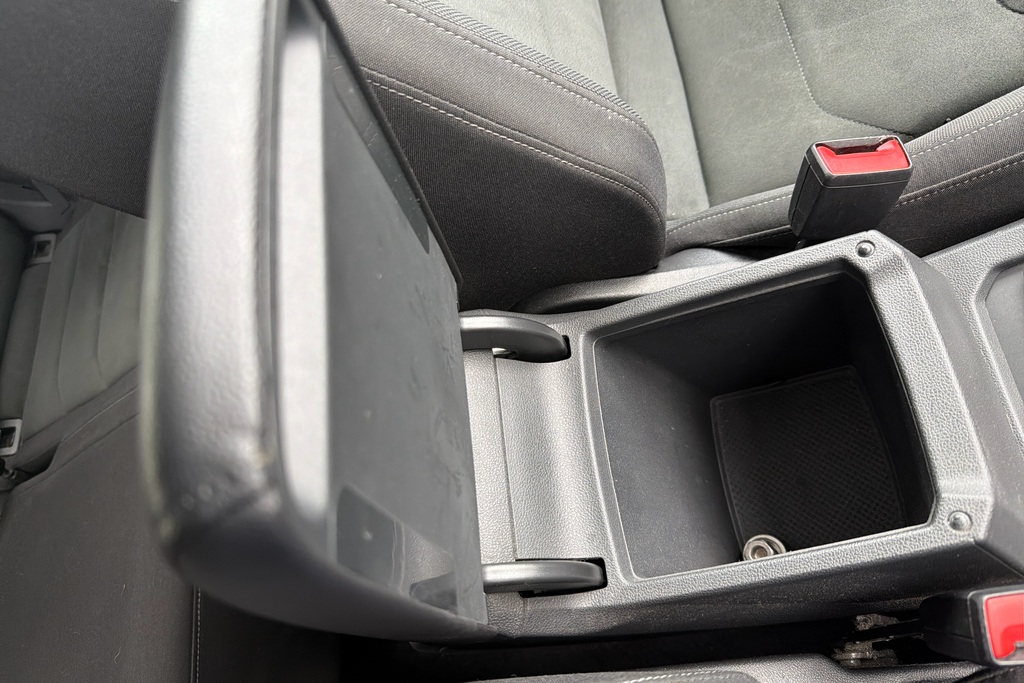 Volkswagen Tiguan Allspace White #25