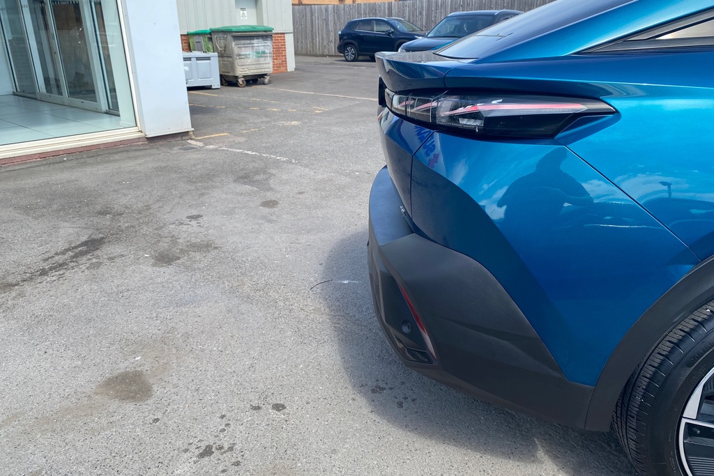 Peugeot 408 408 Gt Ss Phev Grey #36