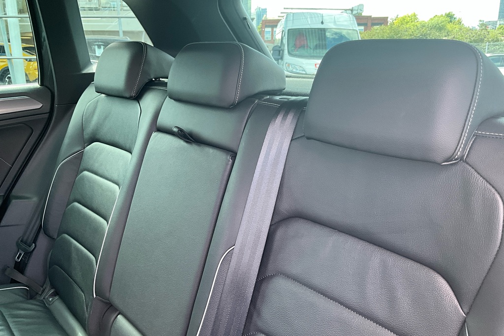 Volkswagen Tiguan Match Black #11