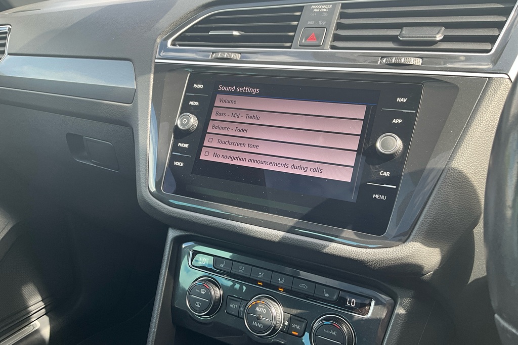 Volkswagen Tiguan Match Black #44