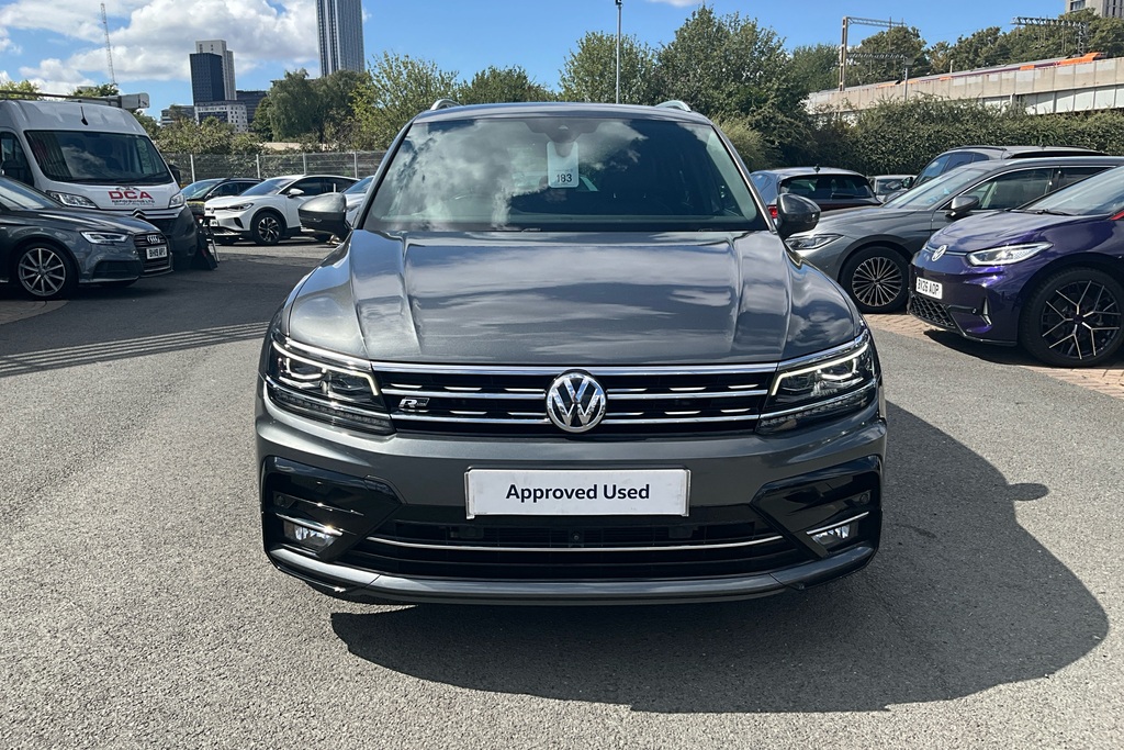 Volkswagen Tiguan Match Black #30