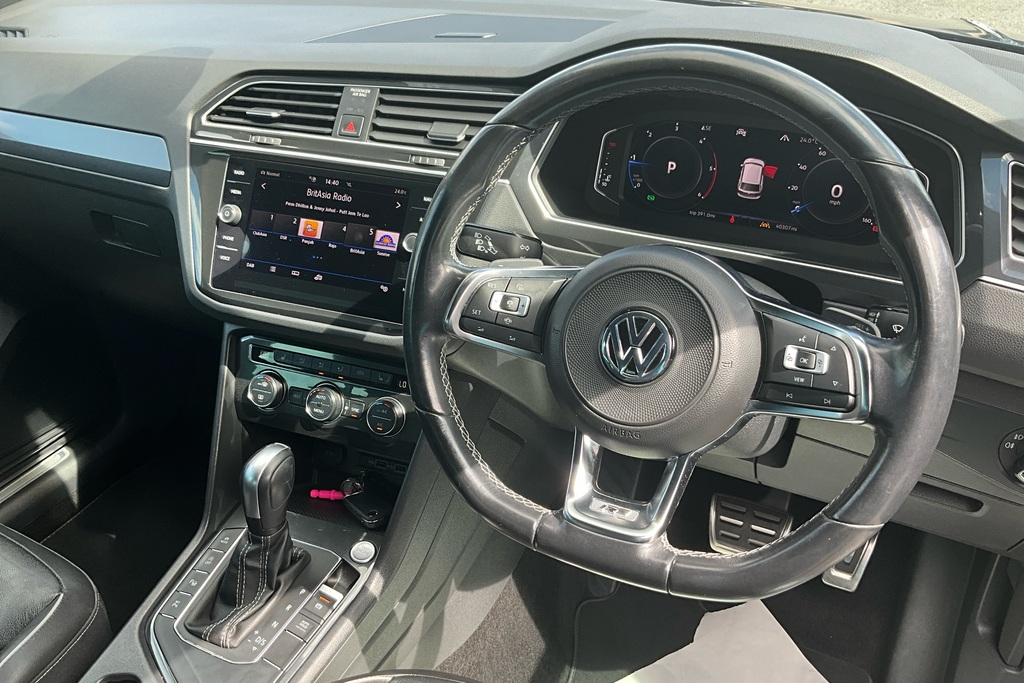 Volkswagen Tiguan 2.0 Tdi 150 R-line Tech Dsg Grey #6