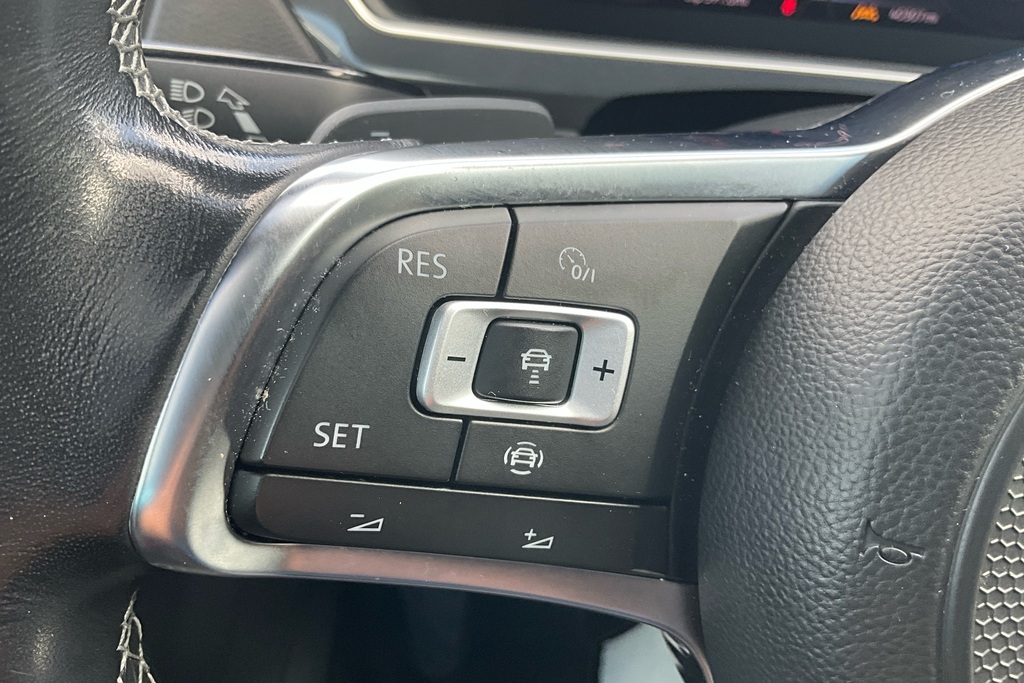 Volkswagen Tiguan Match Black #38