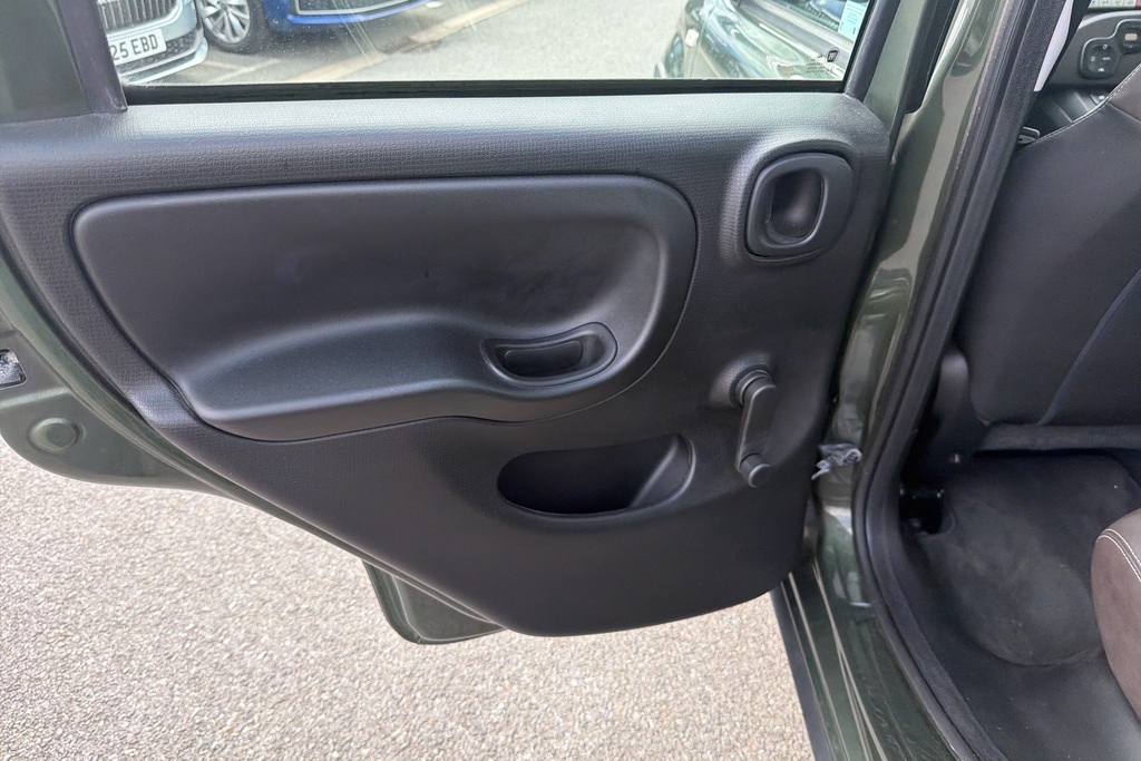Fiat Panda Panda City Cross Mhev Green #21