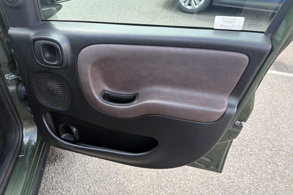 Fiat Panda Panda City Cross Mhev Green #30