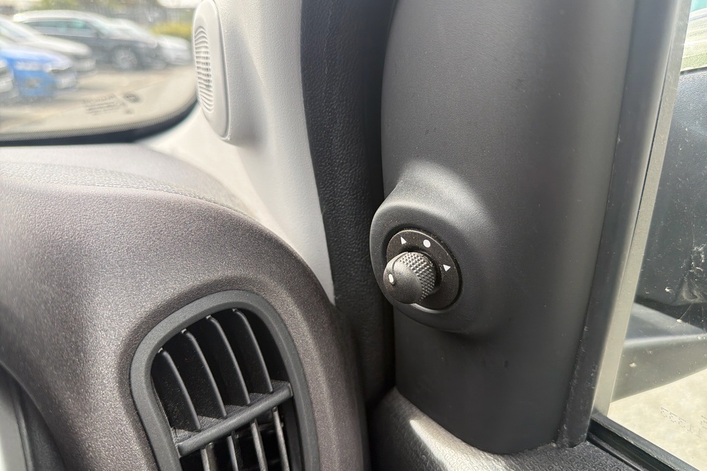 Fiat Panda Panda City Cross Mhev Green #45