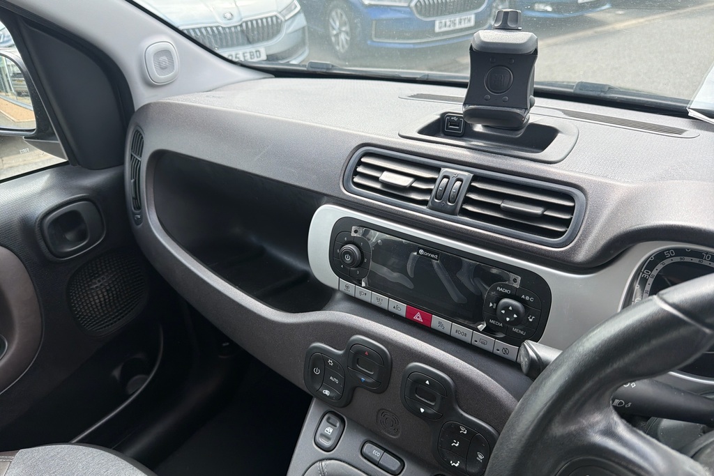 Fiat Panda Panda City Cross Mhev Green #33