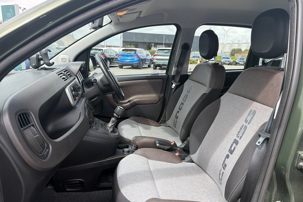 Fiat Panda Panda City Cross Mhev Green #16