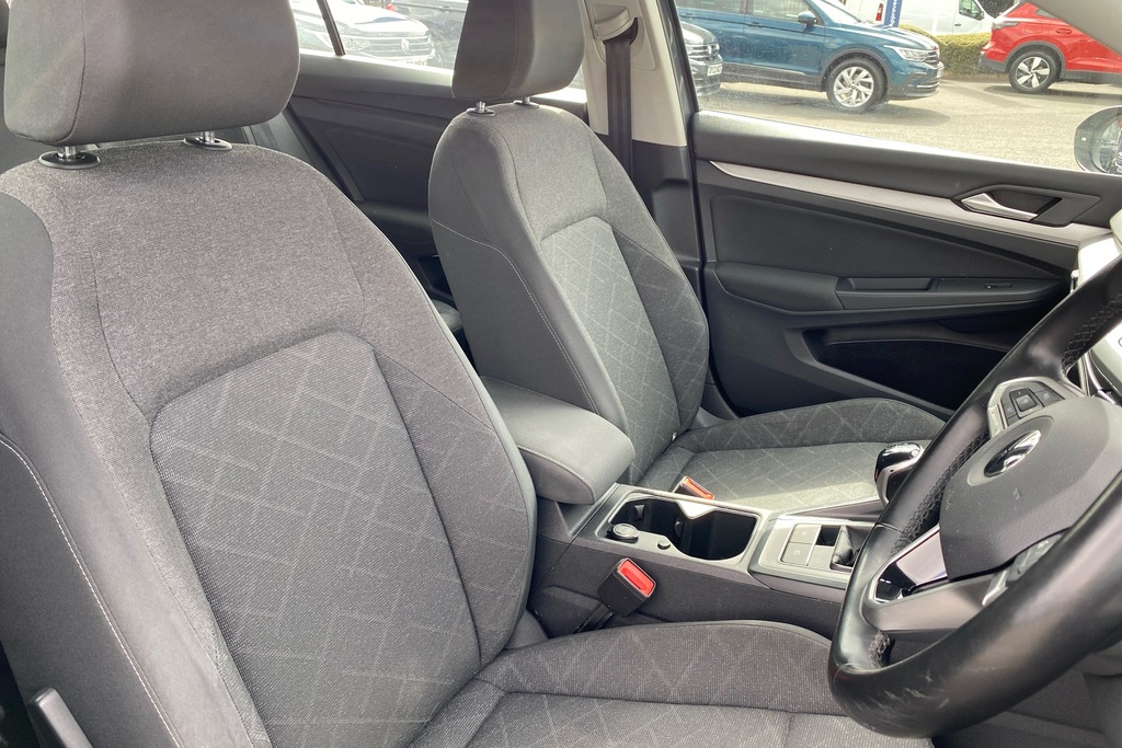 Volkswagen Golf 1.5 Tsi Life Hatchback 130 Ps Blue #20