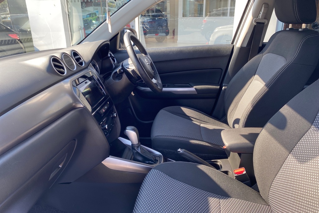 Suzuki Vitara 1.4 Boosterjet Sz-t White #6