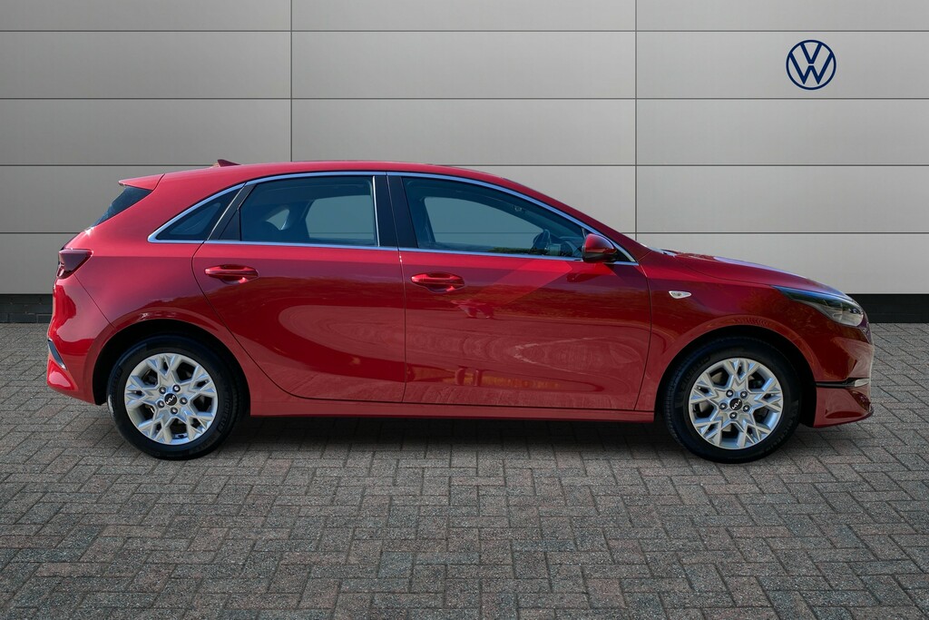 Kia Ceed 1.5T Gdi Isg 2 BJ24GBX Red #4