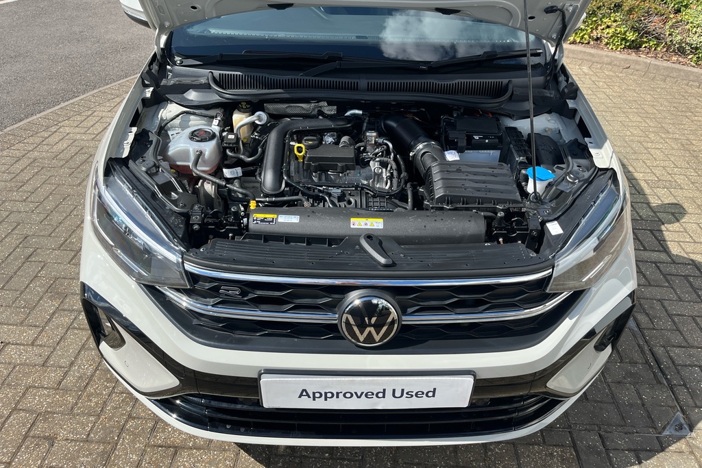 Volkswagen Taigo 1.0 Tsi 110 R-line Silver #15