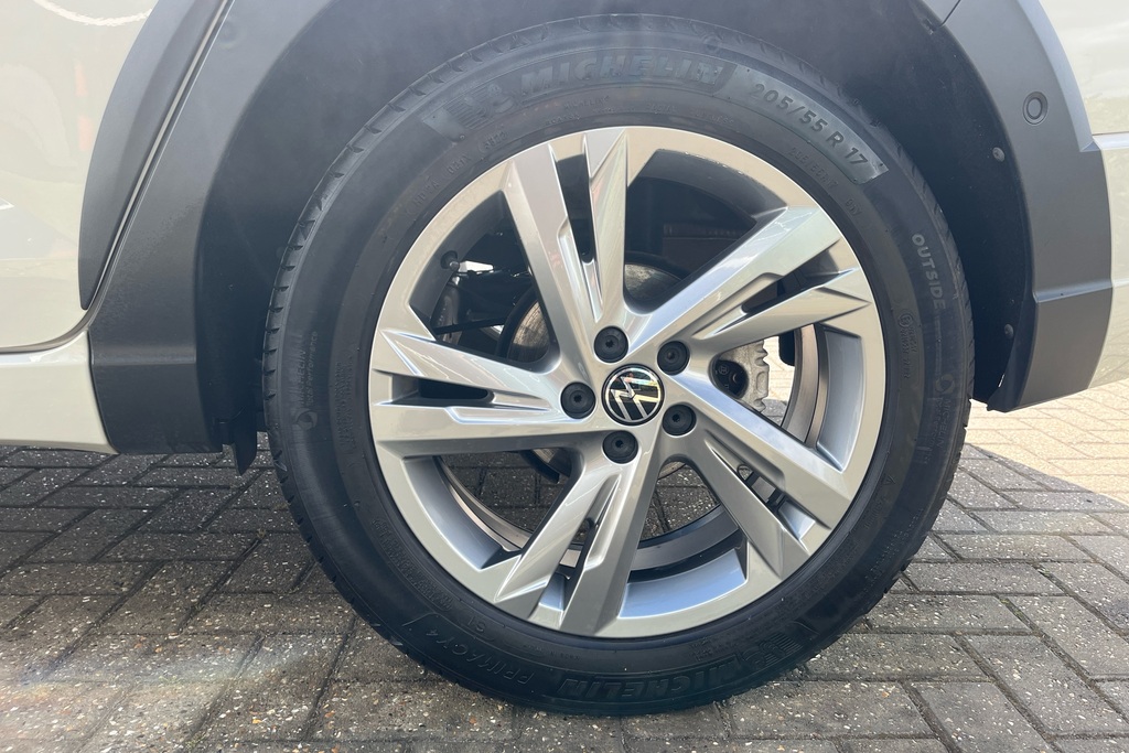 Volkswagen Taigo 1.0 Tsi 110 R-line Silver #28