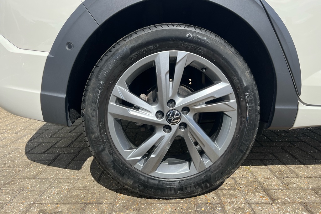 Volkswagen Taigo 1.0 Tsi 110 R-line Silver #29