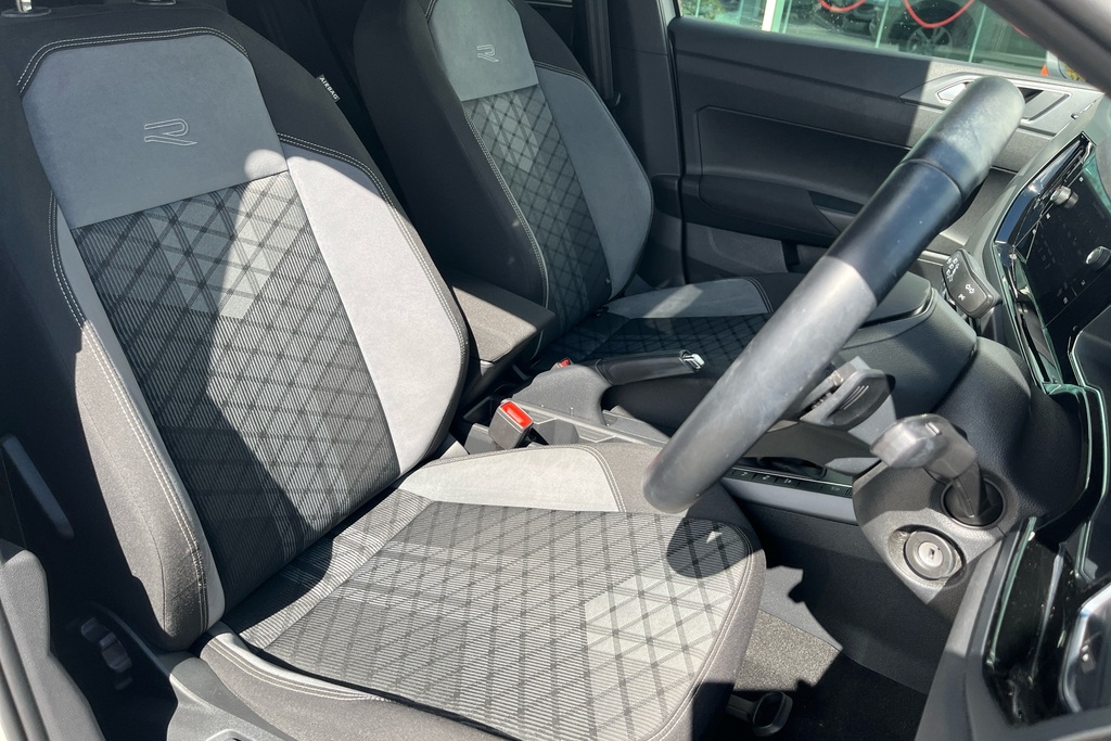 Volkswagen Taigo 1.0 Tsi 110 R-line Silver #33