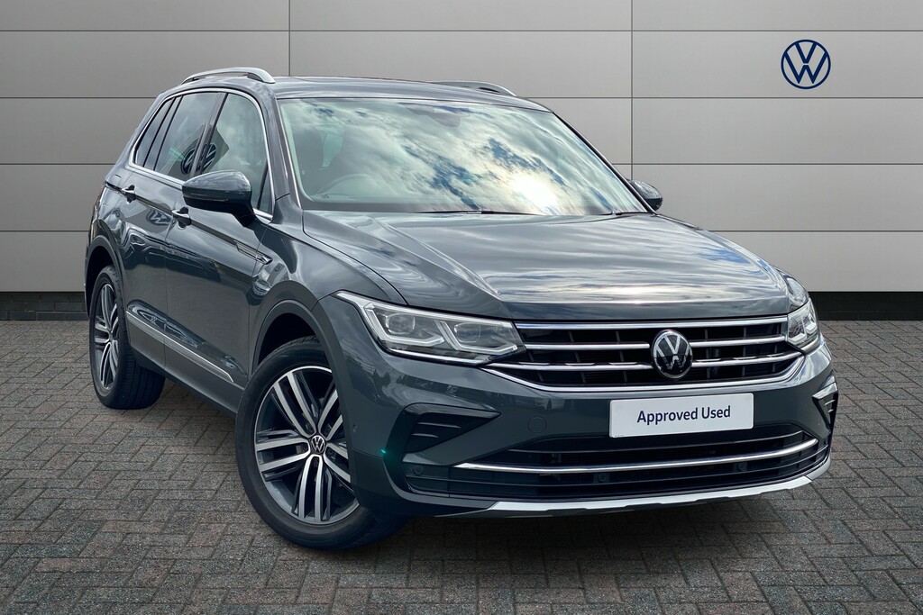 Volkswagen Tiguan R-line White #1