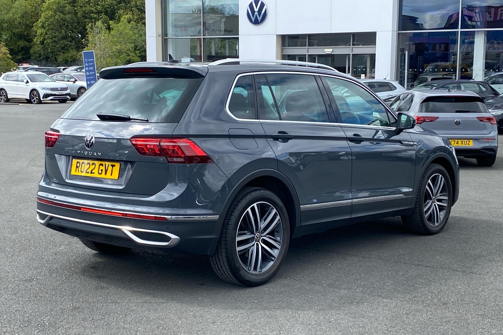 Volkswagen Tiguan R-line White #18