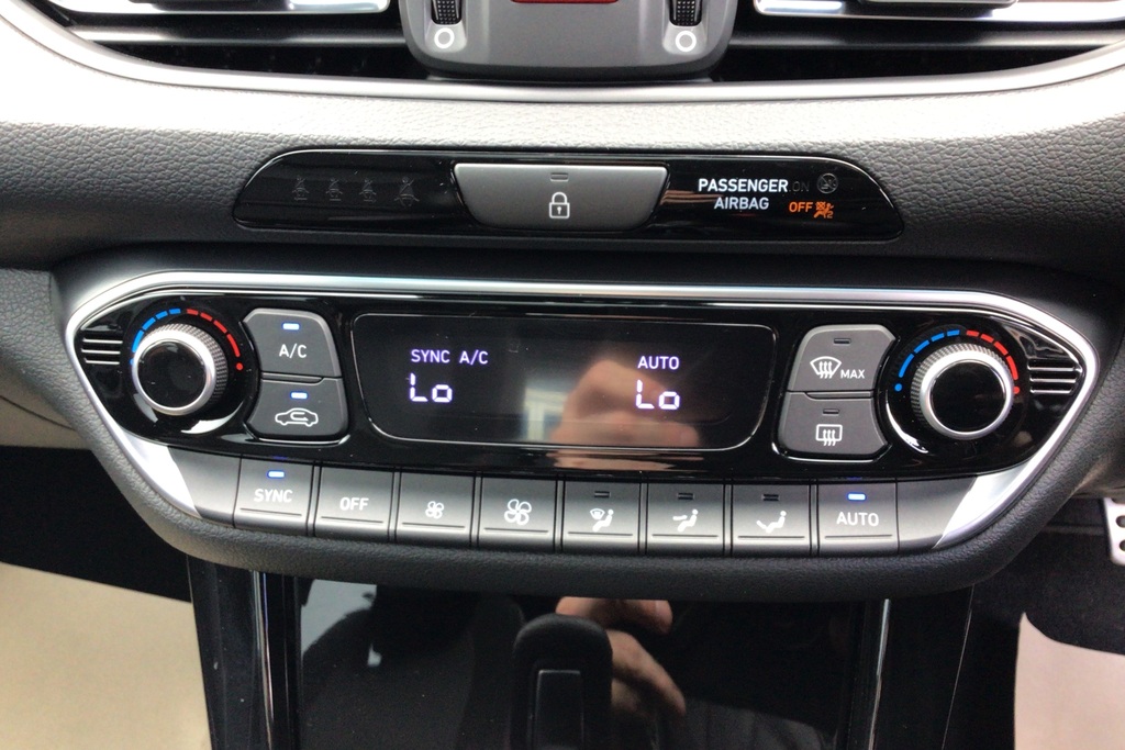 Hyundai I30 1.5T Gdi 48V Hybrid #38