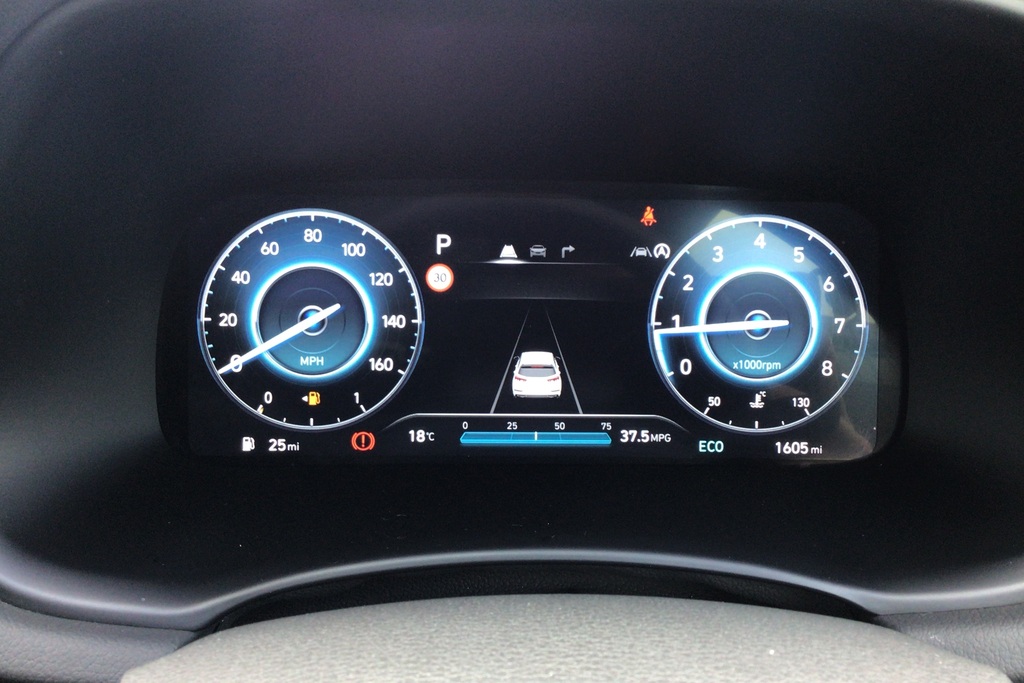 Hyundai I30 1.5T Gdi 48V Hybrid #23