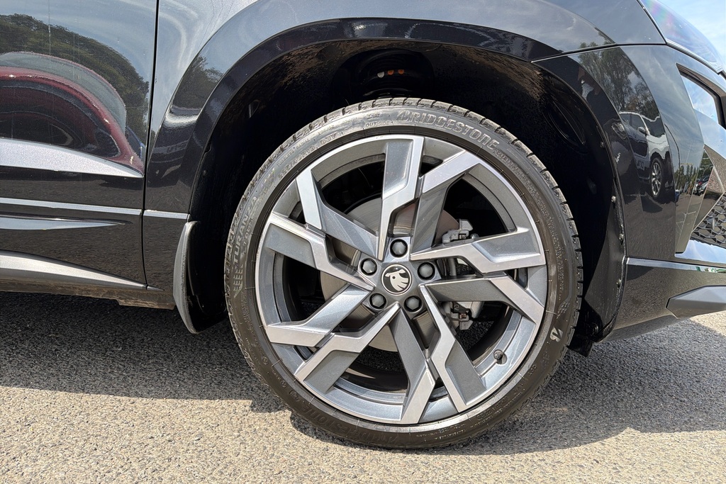 Skoda Karoq 1.5 Tsi Sportline Edition Dsg Black #5