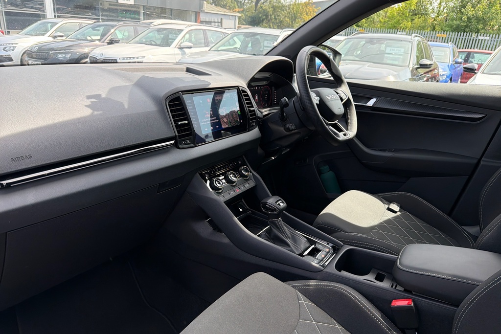 Skoda Karoq 1.5 Tsi Sportline Edition Dsg Black #2