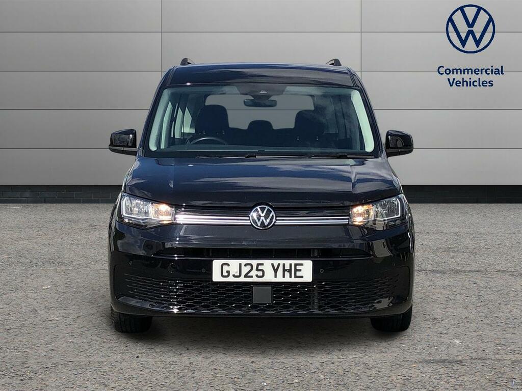 Volkswagen Caddy Maxi Life 1.5 Tsi Life 116 Dsg Tech Pack Black #4